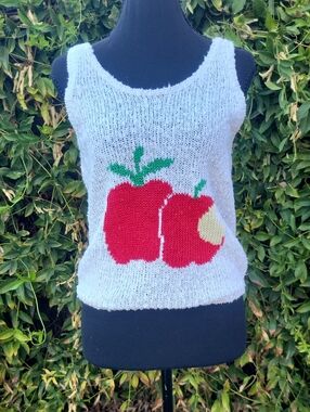 Vintage Cream Cottagecore Knit Tank Sweater with Red Apple Graphic